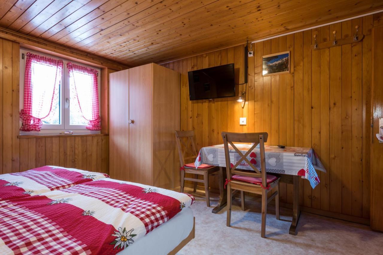 Ferienwohnung Haus Alpenblick Saas-Grund Exterior foto